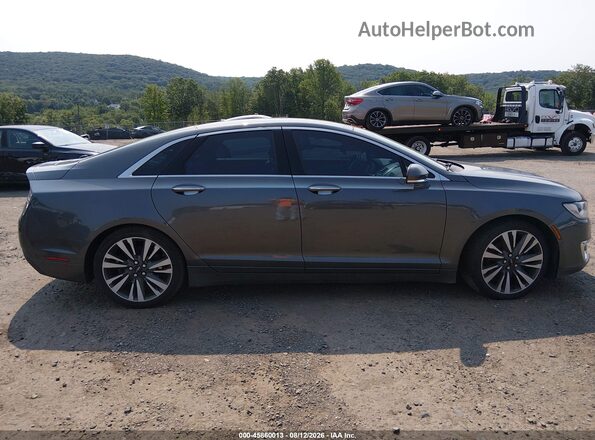3LN6L5F96HR636482 2017 LINCOLN MKZ Gray Vista interior trasera