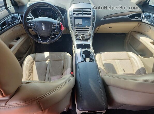 3LN6L5F98LR602049 2020 LINCOLN MKZ White Widok deski rozdzielczej