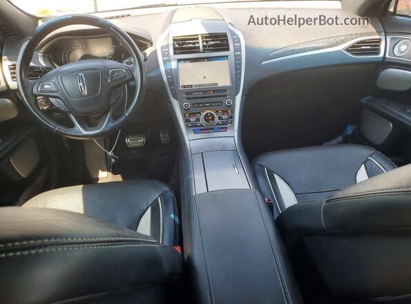 3LN6L5FC4HR631292 2017 LINCOLN MKZ Silver Widok deski rozdzielczej