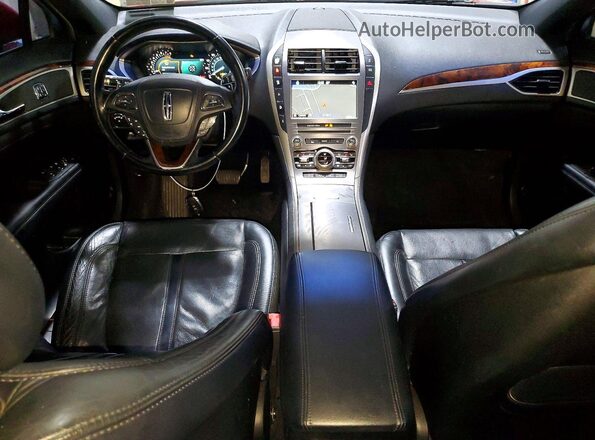 3LN6L5FC7HR631366 2017 LINCOLN MKZ Red Widok deski rozdzielczej