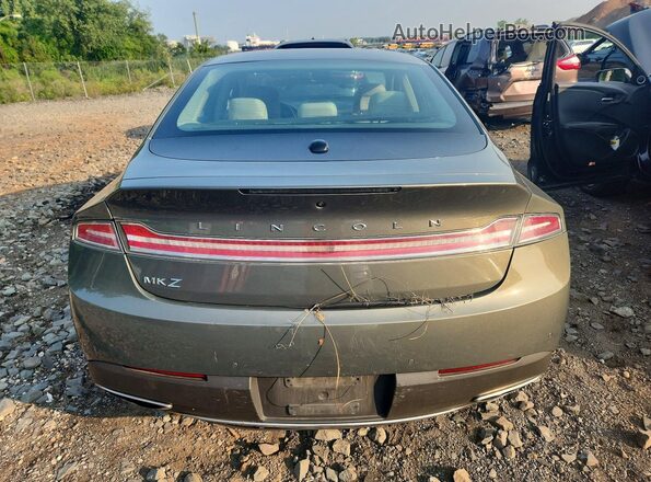 3LN6L5FC8HR626998 2017 LINCOLN MKZ Gray Rear view