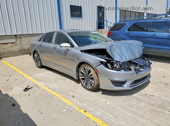 3LN6L5LU4LR619973 2020 LINCOLN MKZ Silver Front right