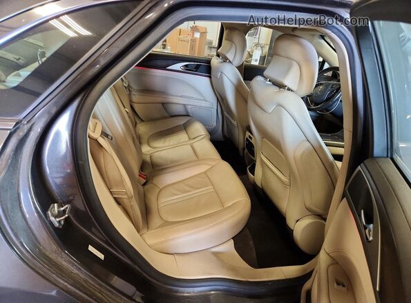 3LN6L5LU6HR608237 2017 LINCOLN MKZ Gray Widok tylnych siedzeń
