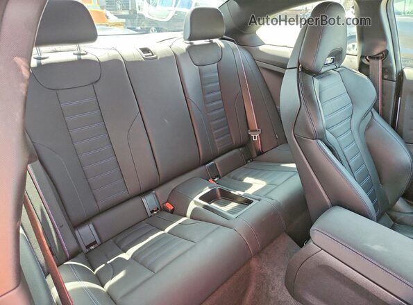 3MF23DM01S8F08582 2025 BMW M2 Blue უკანა სავარძლების ხედი