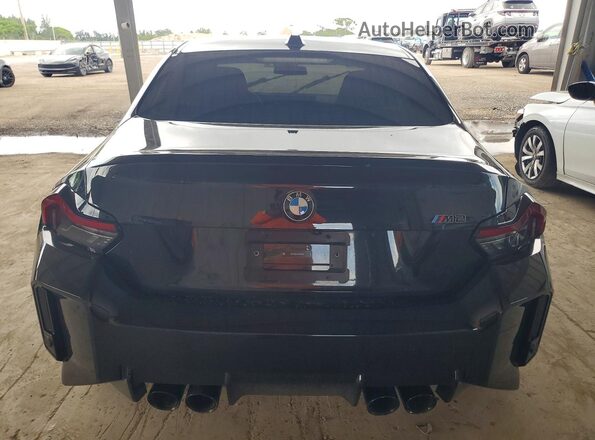 3MF23DM01S8F84268 2025 BMW M2 Black უკანა ხედი