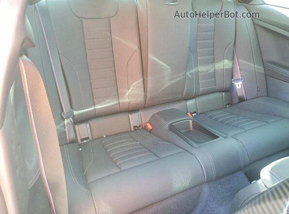 3MF23DM05S8F24459 2025 BMW M2 Green Rear seats view