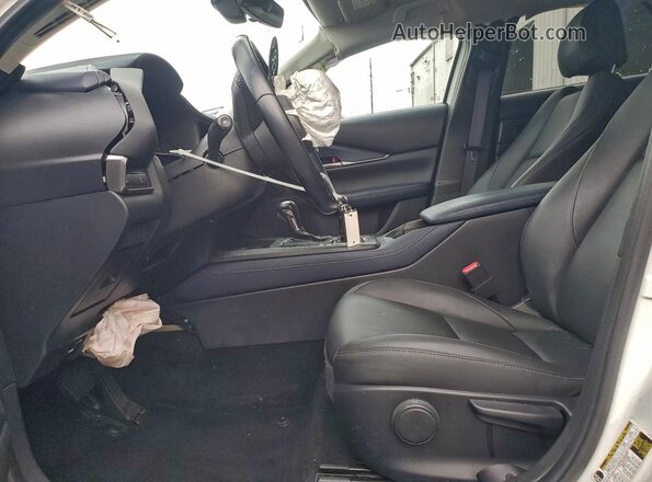 3MVDMABL1MM227119 2021 MAZDA CX-30 Белый Вид салона спереди