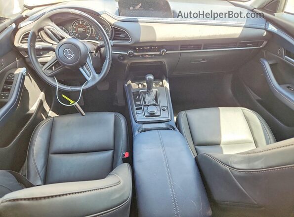 3MVDMABL7MM211006 2021 MAZDA CX-30 White Dashboard view
