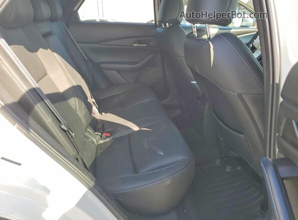 3MVDMACL4LM135175 2020 MAZDA CX-30 White Rear seats view
