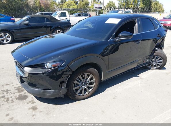 3MVDMBAM3PM555548 2023 MAZDA CX-30 Black Przód lewy