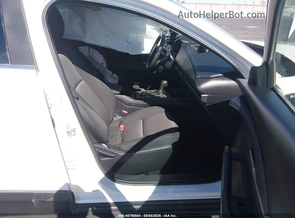 3MVDMBAM4SM778805 2025 MAZDA CX-30 White წინა სალონის ხედი