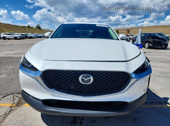 3MVDMBAM6SM808564 2025 MAZDA CX-30 White Front view
