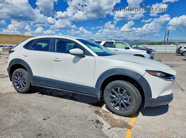 3MVDMBAM6SM808564 2025 MAZDA CX-30 White Front right