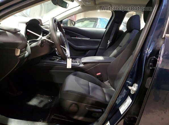 3MVDMBAM7PM527798 2023 MAZDA CX-30 Blue Вид салону спереду