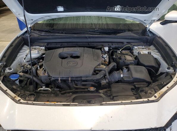 3MVDMBAM8RM702515 2024 MAZDA CX-30 White Rear interior view