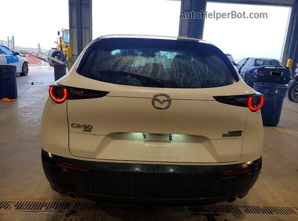 3MVDMBAM8RM702515 2024 MAZDA CX-30 White Rear view