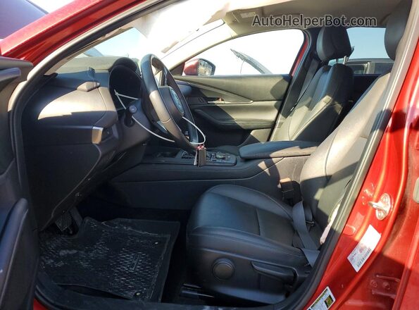3MVDMBBL6MM301012 2021 MAZDA CX-30 Red Vista interior delantera