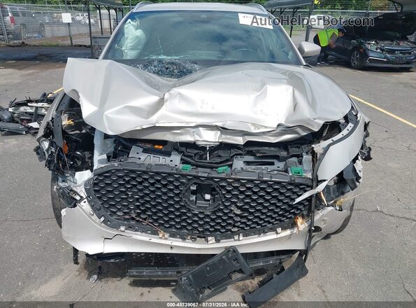 3MVDMBBM0PM565940 2023 MAZDA CX-30 Champagne Widok z przodu