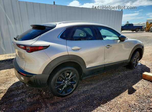 3MVDMBBM2RM652175 2024 MAZDA CX-30 Серебряный Задняя правая четверть