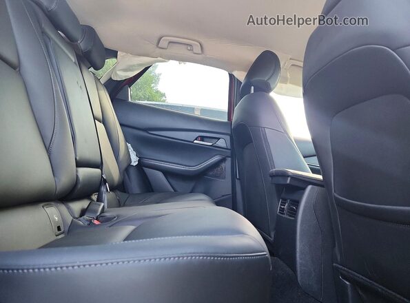 3MVDMBBM5RM625519 2024 MAZDA CX-30 Красный Вид задних сидений