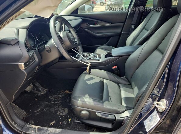 3MVDMBBM5RM693769 2024 MAZDA CX-30 Синий Вид салона спереди