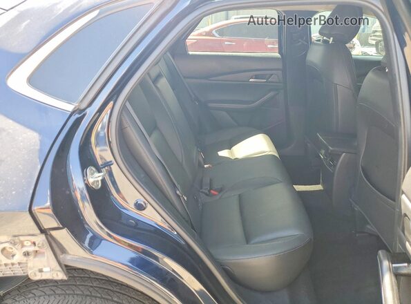 3MVDMBBM7RM669943 2024 MAZDA CX-30 Blue Vista interior trasera