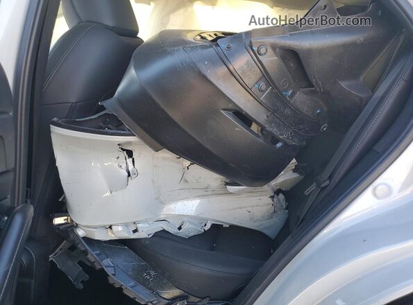 3MVDMBBM7SM825470 2025 MAZDA CX-30 Silver Widok wnętrza z tyłu