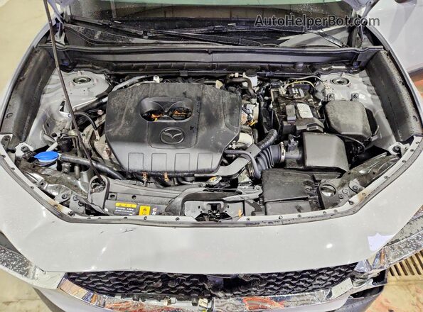 3MVDMBBM8SM843380 2025 MAZDA CX-30 Silver ძრავის განყოფილების ხედი