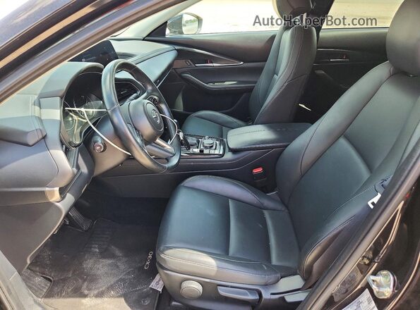 3MVDMBBM9RM699025 2024 MAZDA CX-30 Черный Вид салона спереди