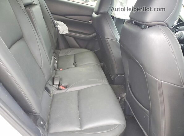3MVDMBBMXPM529298 2023 MAZDA CX-30 White Vista interior trasera