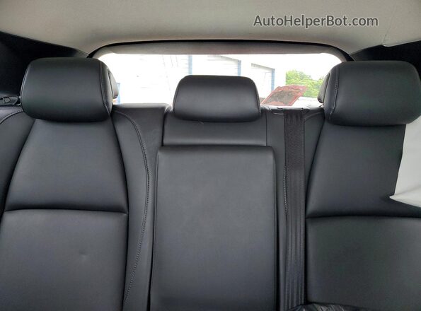 3MVDMBBMXPM529298 2023 MAZDA CX-30 White Vista de los asientos traseros