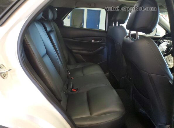 3MVDMBCL0MM315633 2021 MAZDA CX-30 White Vista interior trasera