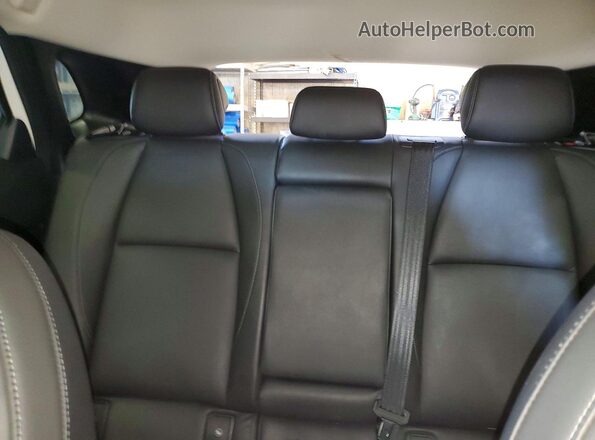 3MVDMBCL0MM315633 2021 MAZDA CX-30 White Vista de los asientos traseros