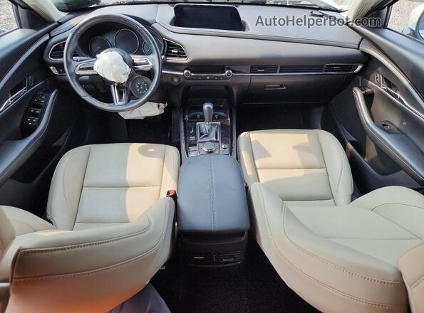 3MVDMBCL5MM316082 2021 MAZDA CX-30 White Widok deski rozdzielczej