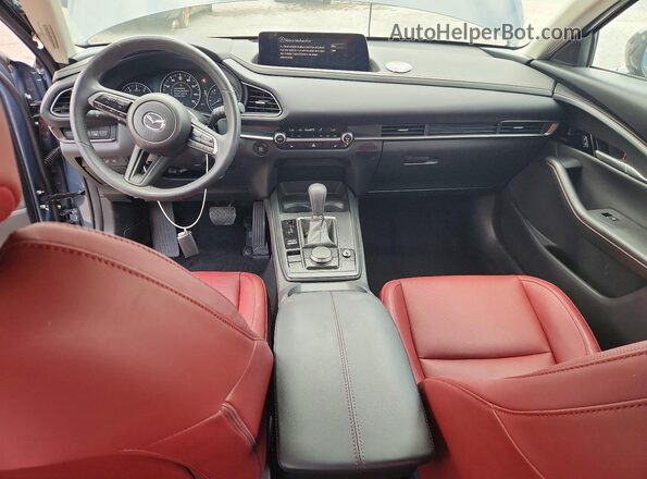 3MVDMBCL8TM102914 2026 MAZDA CX-30 Gray Dashboard view