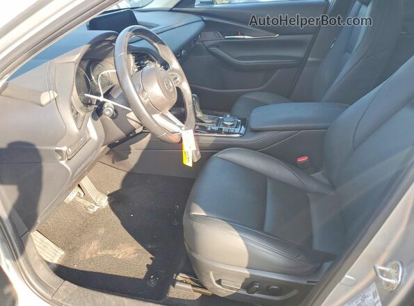 3MVDMBCL9MM312973 2021 MAZDA CX-30 Серебряный Вид салона спереди
