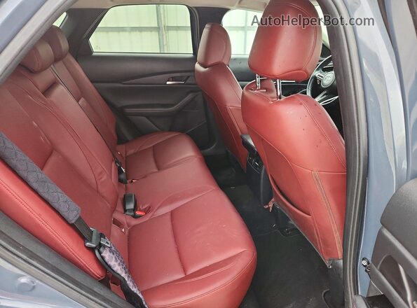 3MVDMBCLXNM439863 2022 MAZDA CX-30 Blue Вид задньої частини салону