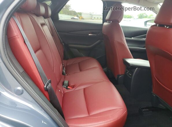 3MVDMBCM0RM708600 2024 MAZDA CX-30 Gray Rear interior view