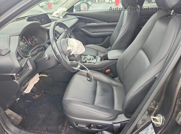 3MVDMBCM1PM521833 2023 MAZDA CX-30 Gray Front interior view
