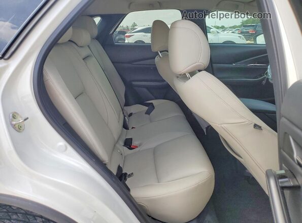 3MVDMBCM3SM812021 2025 MAZDA CX-30 White Vista interior trasera