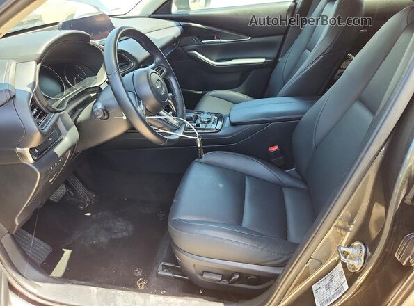 3MVDMBCM6PM514456 2023 MAZDA CX-30 Черный Вид салона спереди