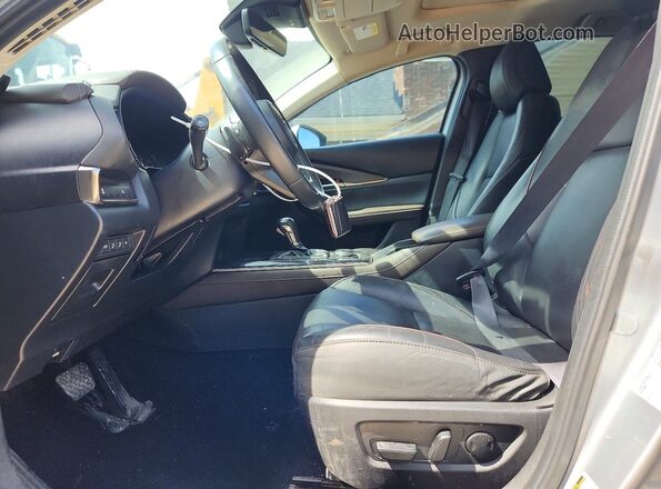 3MVDMBDL7MM318060 2021 MAZDA CX-30 Silver Widok wnętrza z przodu