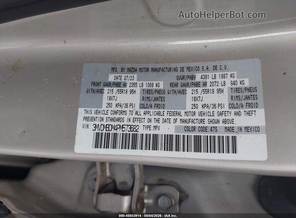 3MVDMBDM4PM573682 2023 MAZDA CX-30 Tan Vista del compartimento del motor