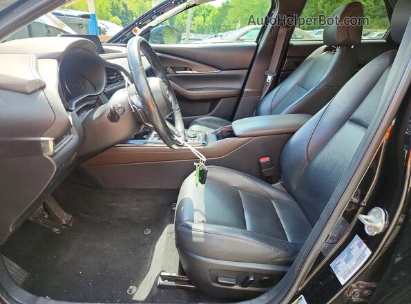 3MVDMBDM6MM220503 2021 MAZDA CX-30 Черный Вид салона спереди