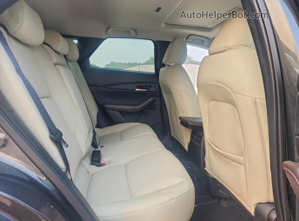 3MVDMBDMXSM816629 2025 MAZDA CX-30 Gray Սալոնի հետևի տեսք