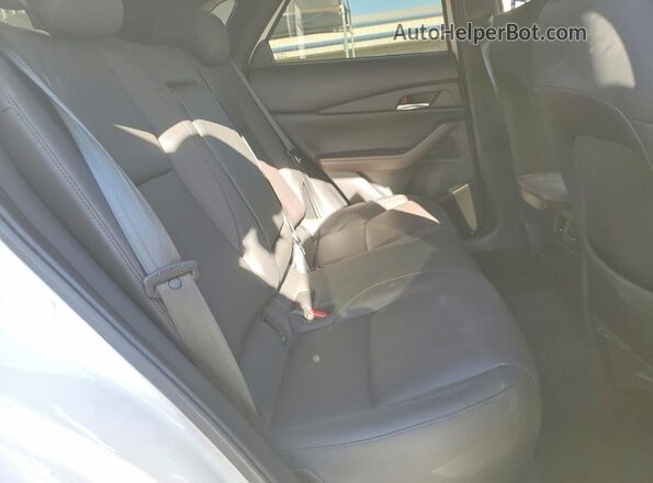 3MVDMBEY2MM252608 2021 MAZDA CX-30 White Вид задньої частини салону