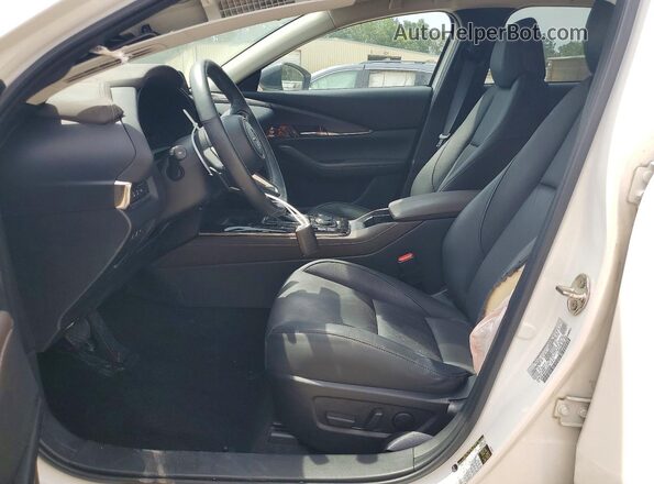 3MVDMBEY8NM433228 2022 MAZDA CX-30 White Вид салону спереду