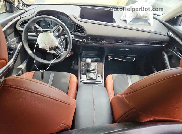 3MVDMBXY4SM762128 2025 MAZDA CX-30 Зеленый Вид панели приборов