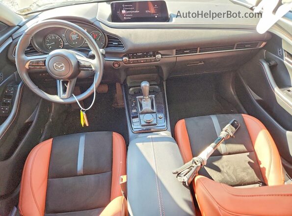 3MVDMBXYXSM817892 2025 MAZDA CX-30 Beige Vista del salpicadero