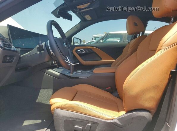 3MW23CM01R8E57217 2024 BMW 2 SERIES White Front interior view